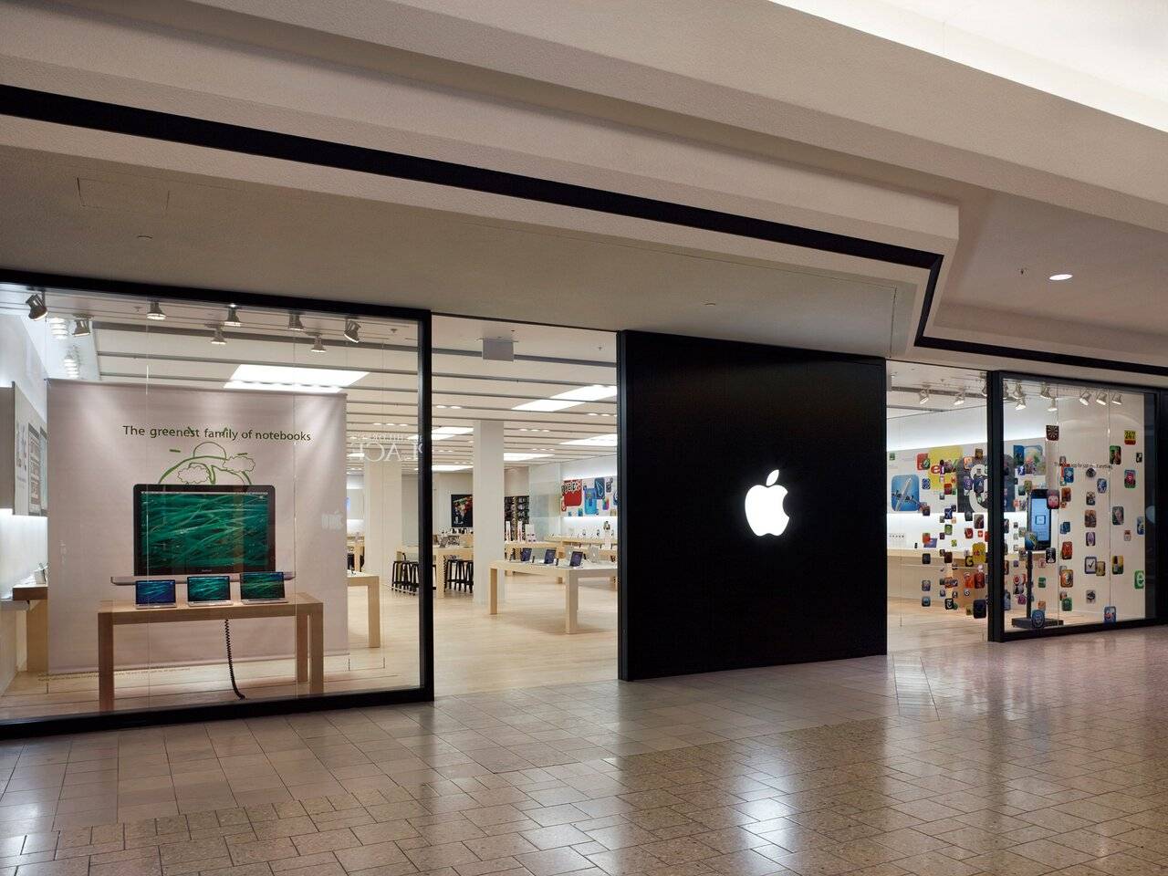 Фотографии самых красивых магазинов apple во всём мире