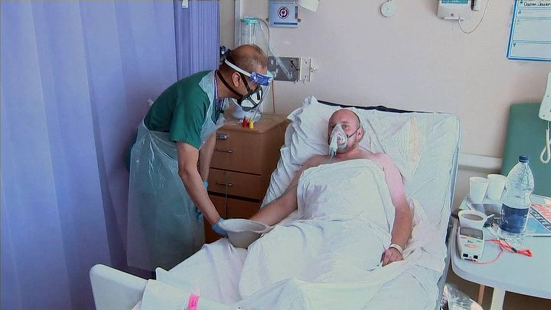 Борис джонсон помещен в отделение реанимации из-за коронавируса » аланияинформ