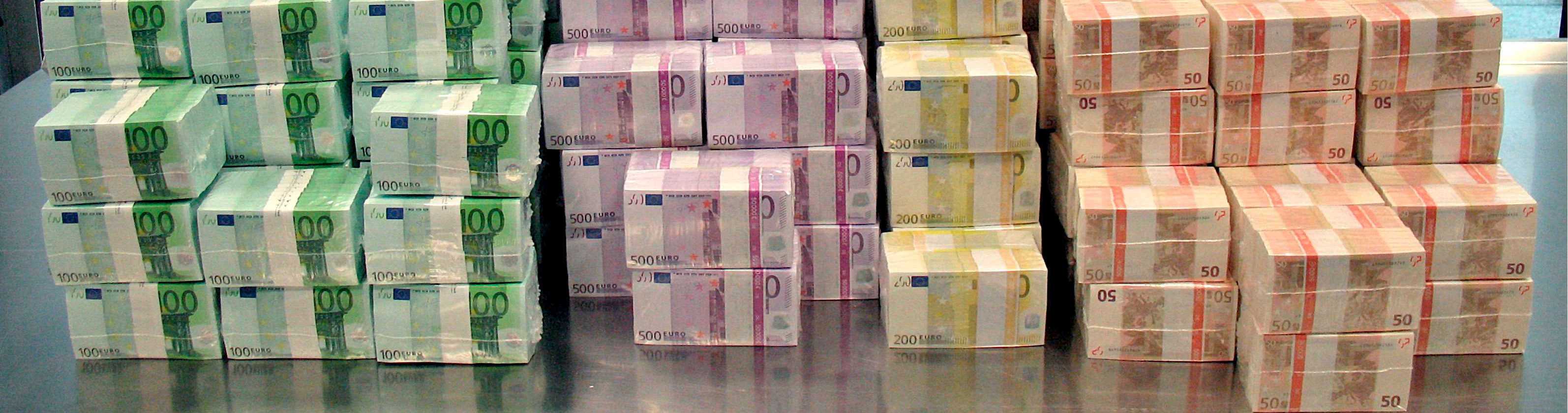 Евро много пачек