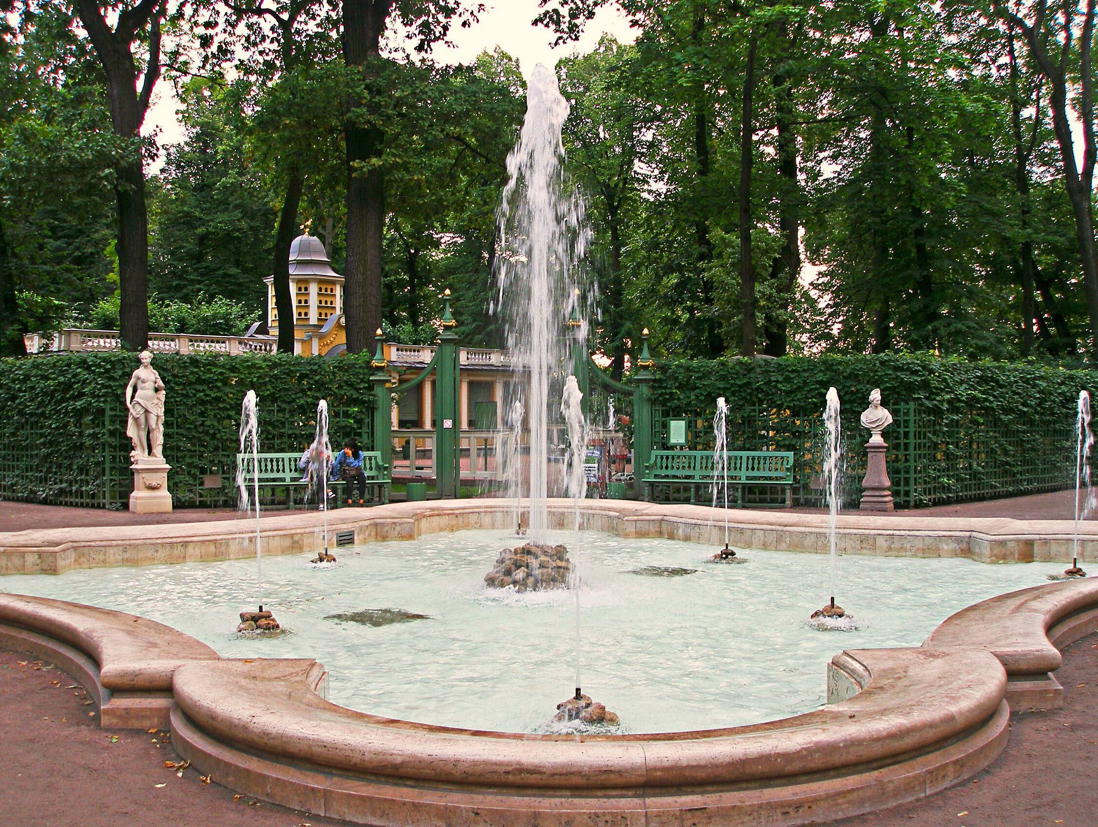 Статуи летнего сада в санкт-петербурге