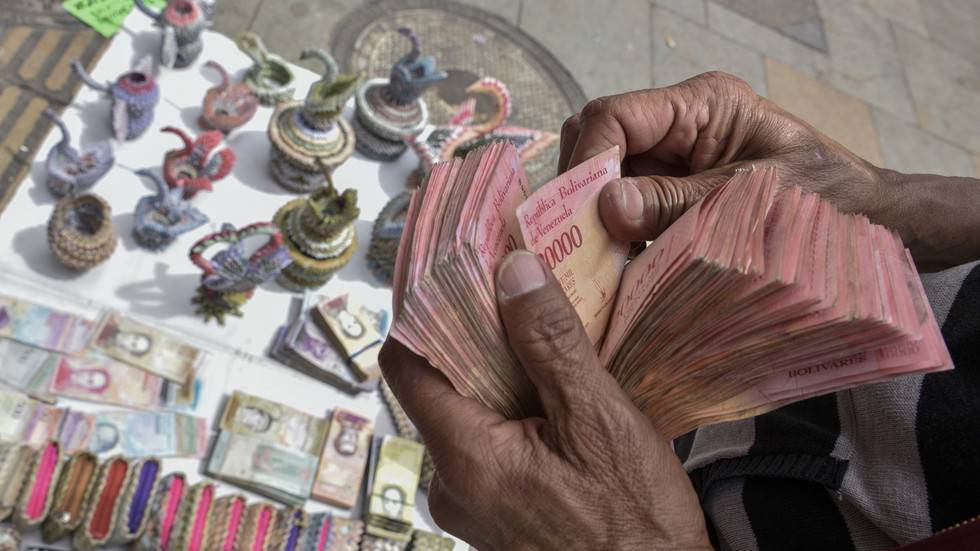 Криптовалюта el petro, призванная спасти экономику венесуэлы, привлекла за первый день $735 млн