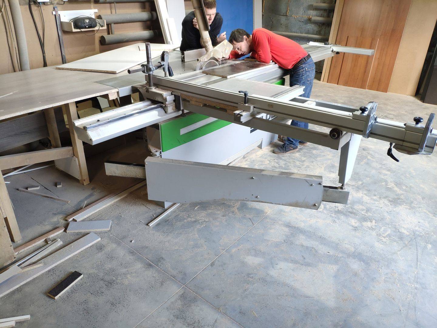 Оборудование для производства мебели и деревообработки