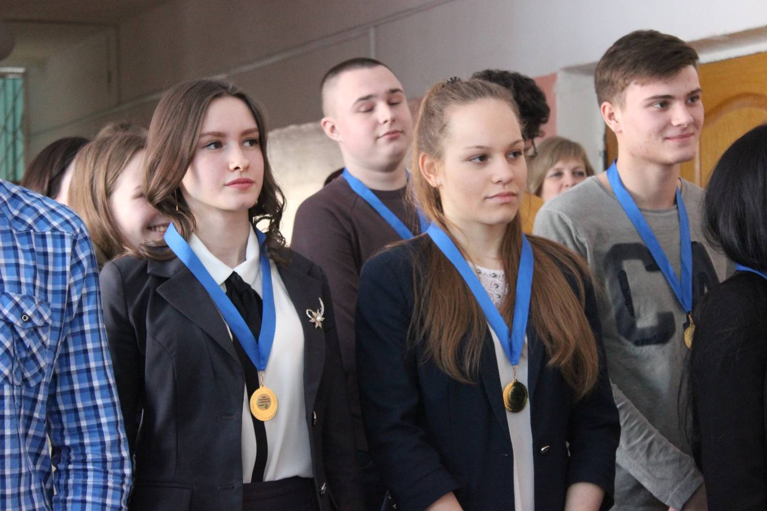 Куда поступать после 9 класса: 3 варианта для выпускников