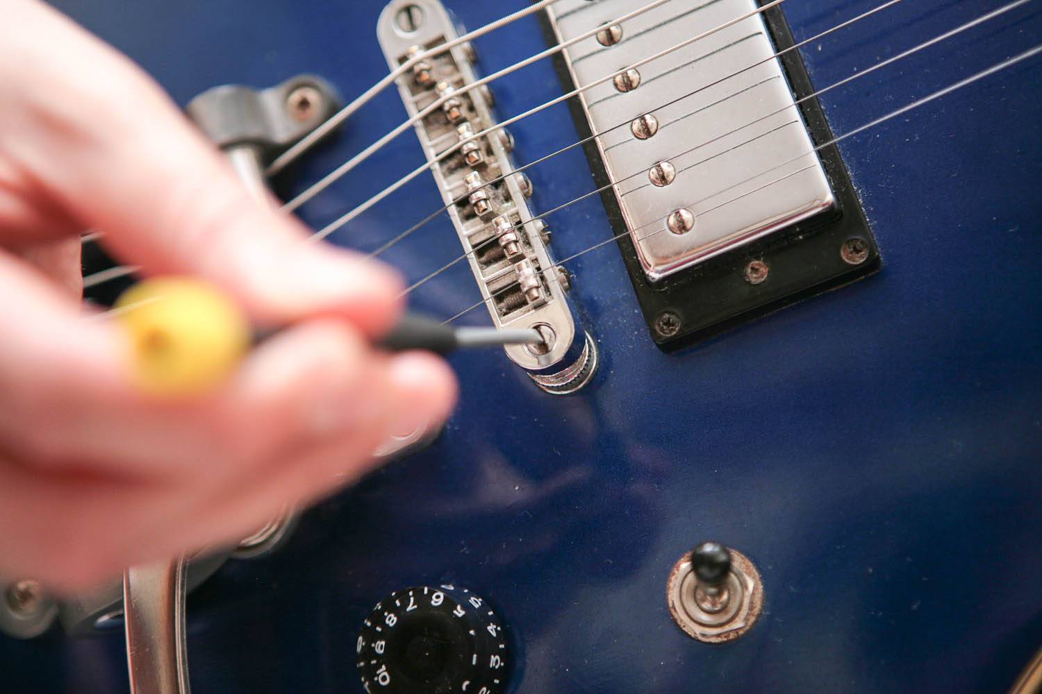 Лучшие производители струн для гитар на 2022 год
